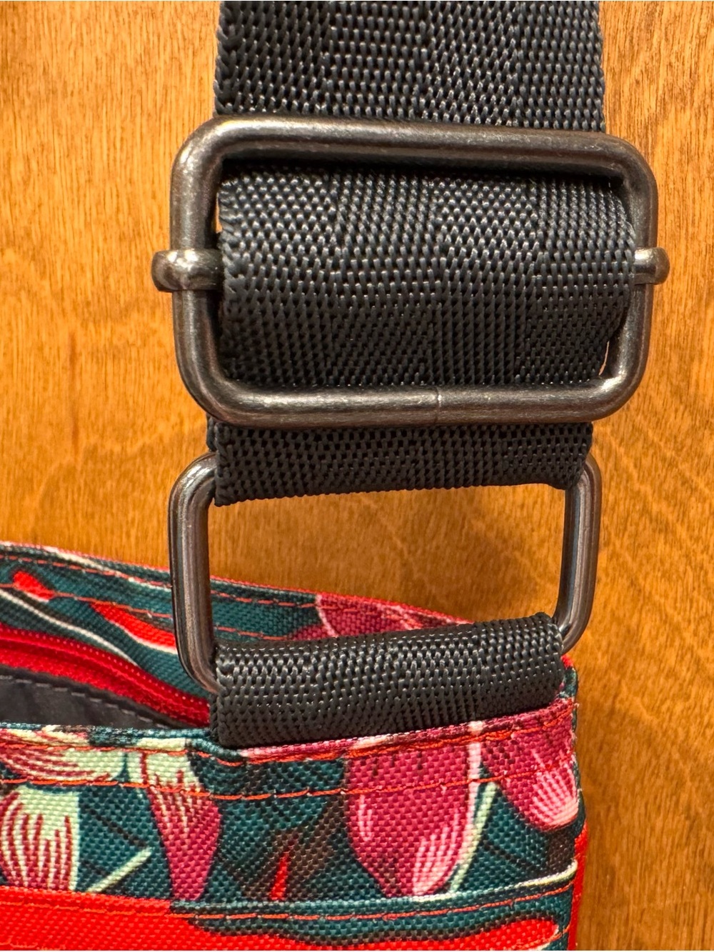 Dakine Jive Crossbody Bag - Picture 4 of 8